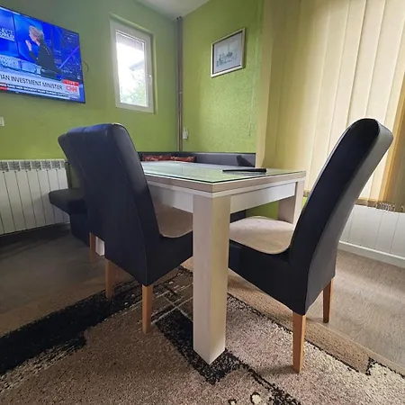 Bojnik 25 *